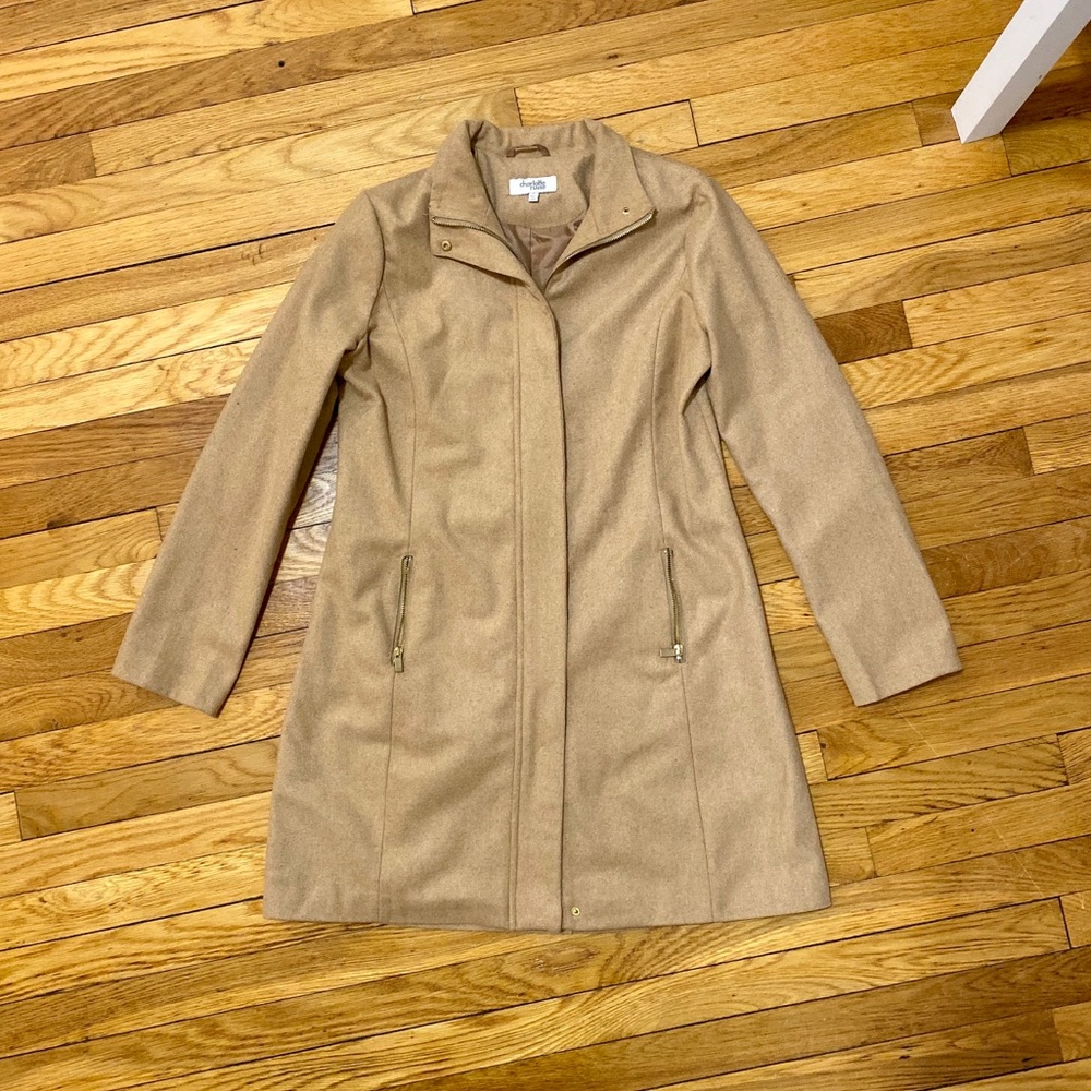 Tan/ camel wool-like coat with gold detailing